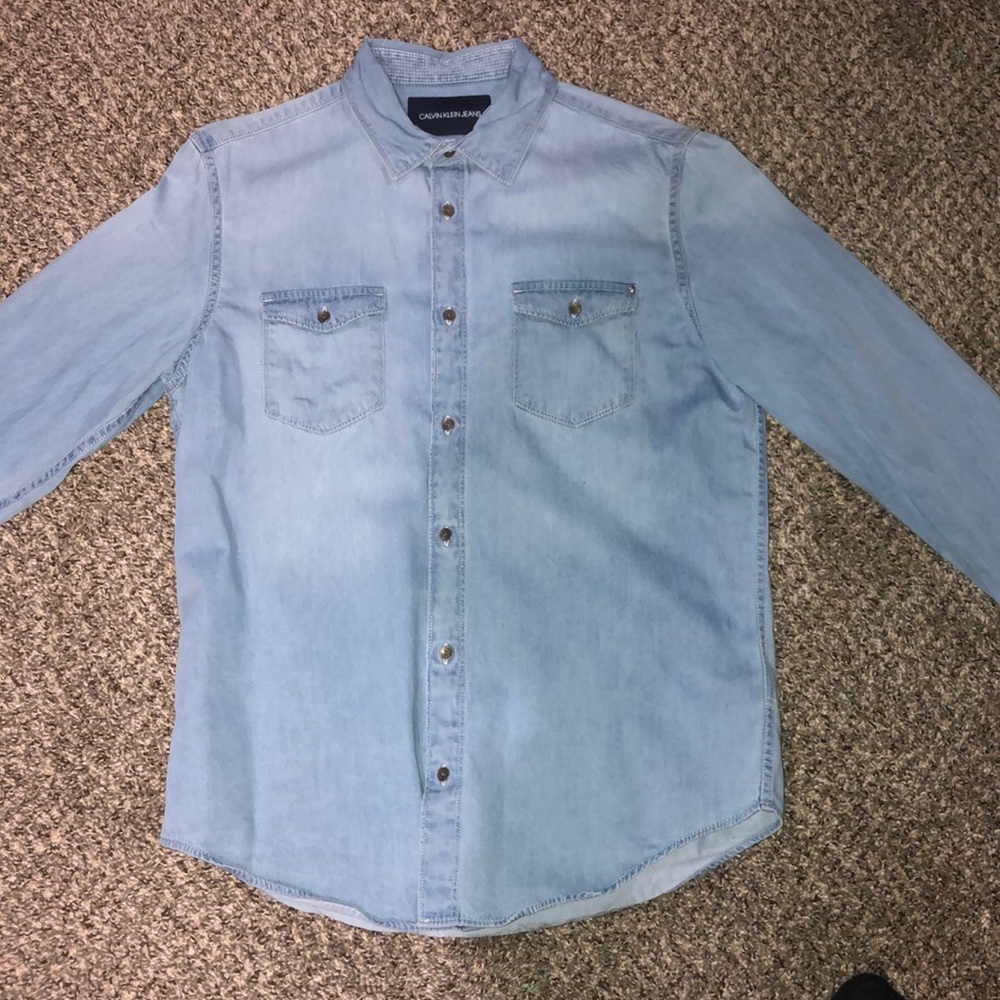 Men’s casual button down